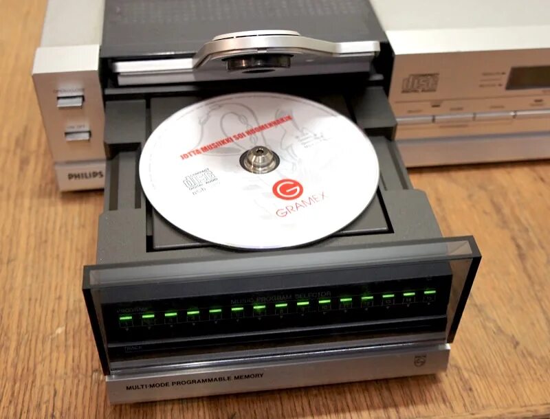 Philips CD 303. Philips cd202. CD проигрыватель c.e.c. 303. Пионер CD 303.