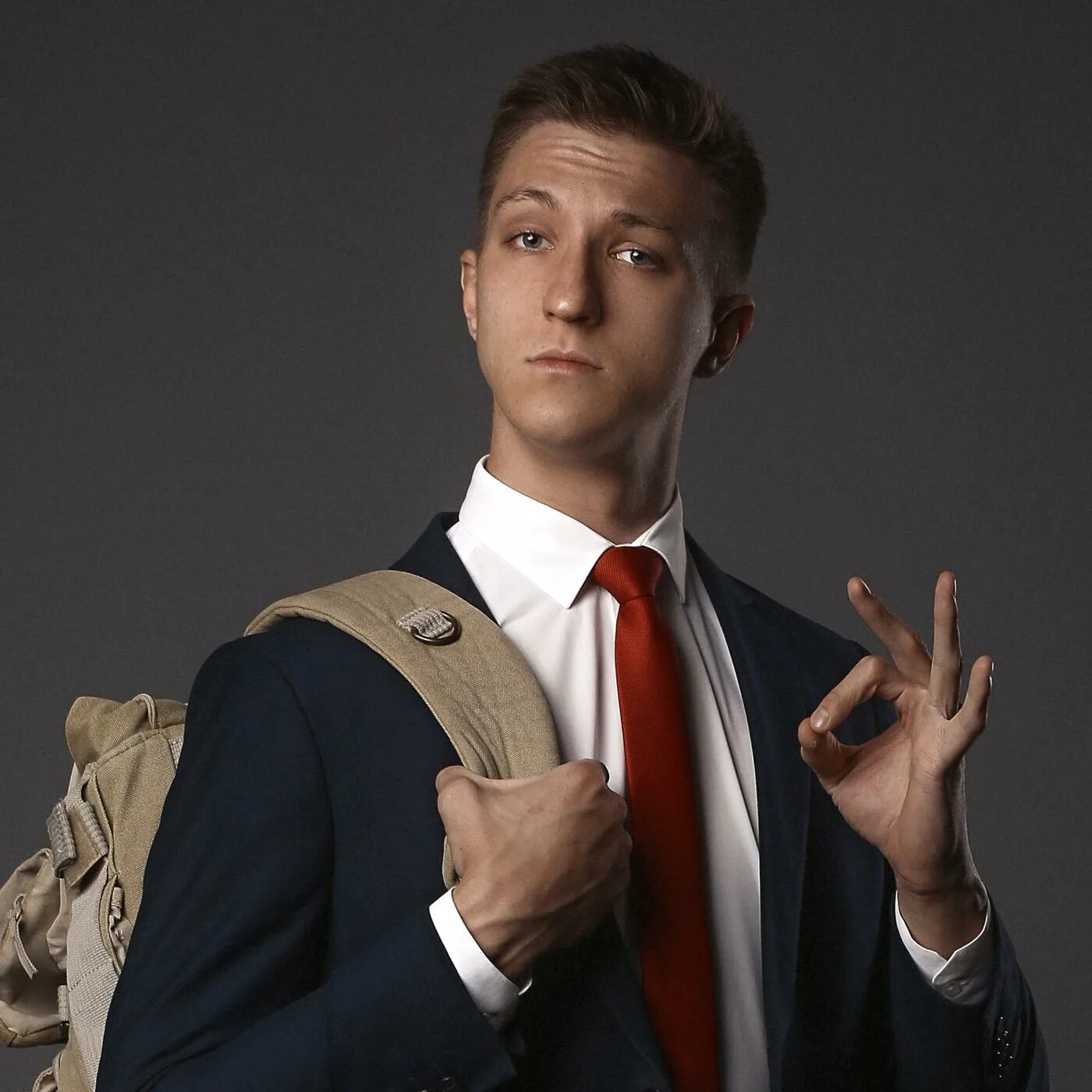 Anna тик ток. Бизнесмены тик ток. Действующие предприниматели и топ-менеджеры. Артур тик ток. Алекс жив тик ток.