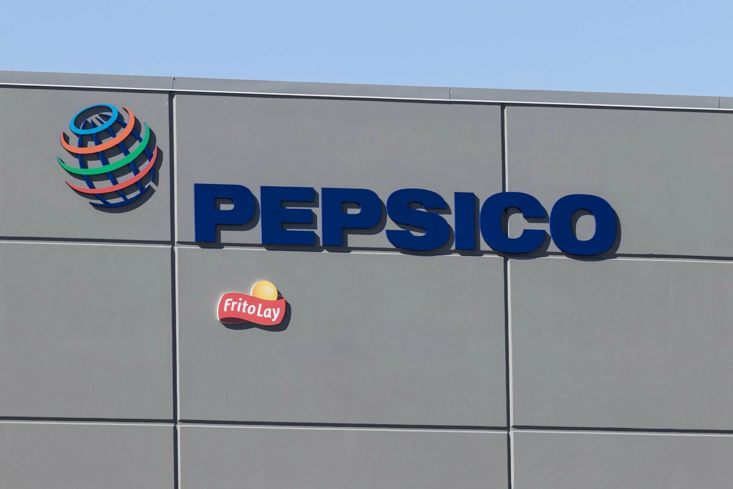 Продукция компании pepsi. Ассортимент компании пепсико. Пепсико что производит. Pepsico бренды. Pepsico холдинг.