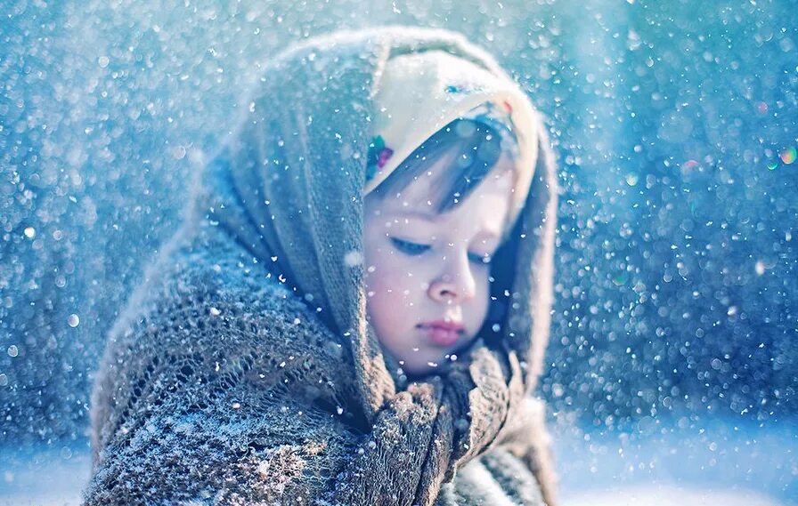 девушка том холода. девушка под снегом. девушка том холода. холодная девушка. Coldest photo.