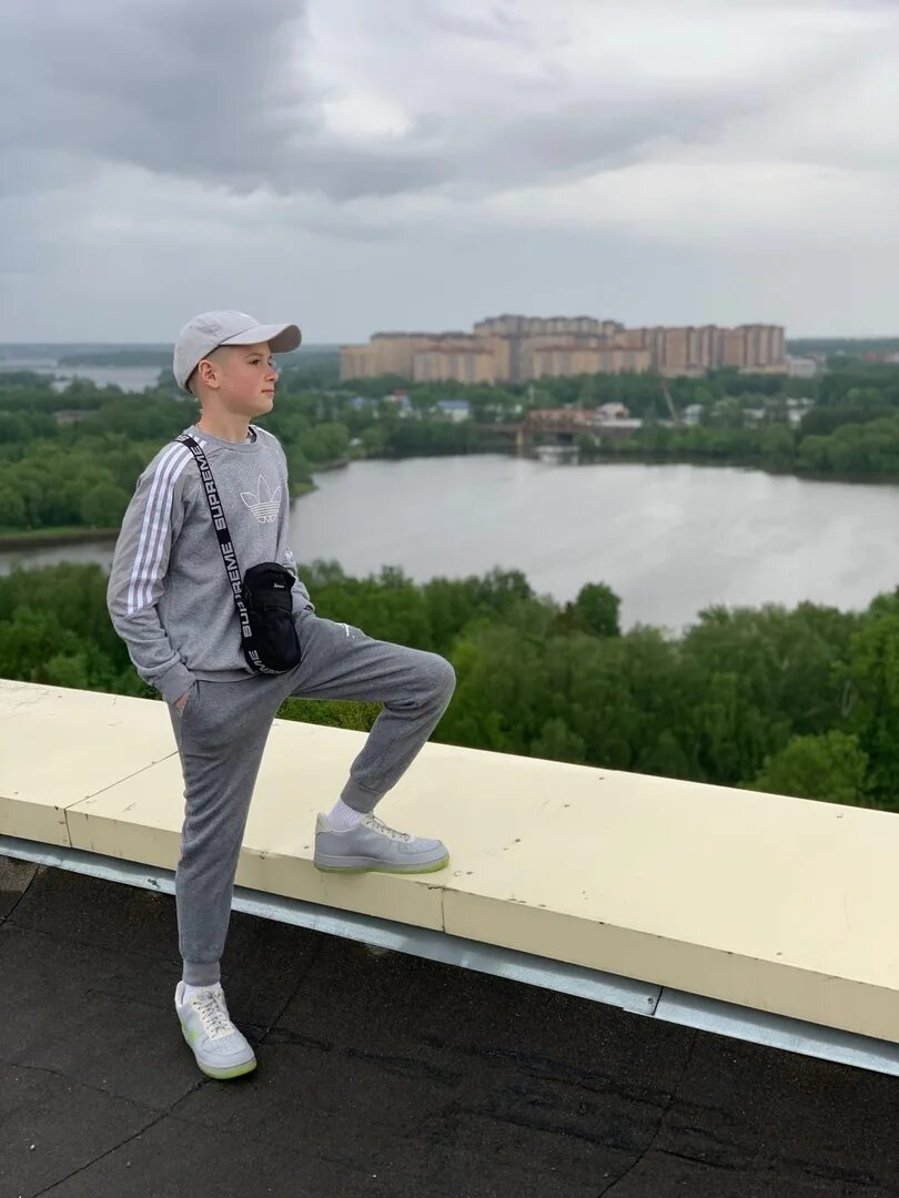 Сколько ему лет тимуру. Сколько ему лет тимуру