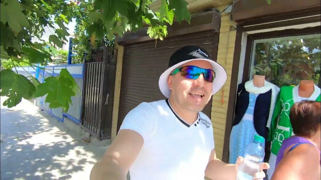 Стоит ли ехать в витязево. Сократис витязево. витязево отзывы 2025. отдых в витязево отзывы 2025. море в витязево сейчас 2025 отзывы.