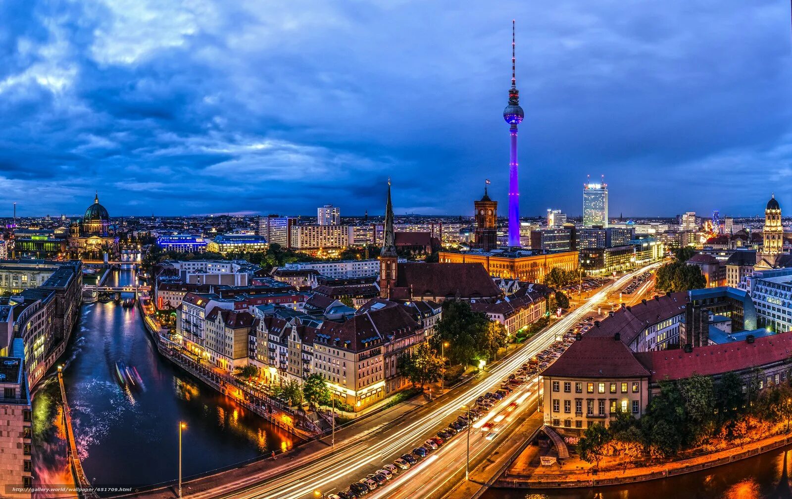 Берлин мультикультурный город. Берлин, город. Berlin the capital of germany. Berlin capital. Berlin capital.