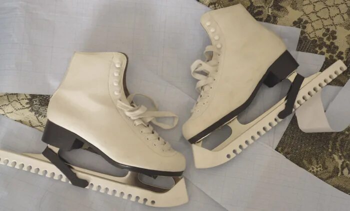 коньки alpha caprice 0308. коньки 39 peggy фигурные. коньки гаги. коньки 39 размер женские. Rollerblade stella коньки.