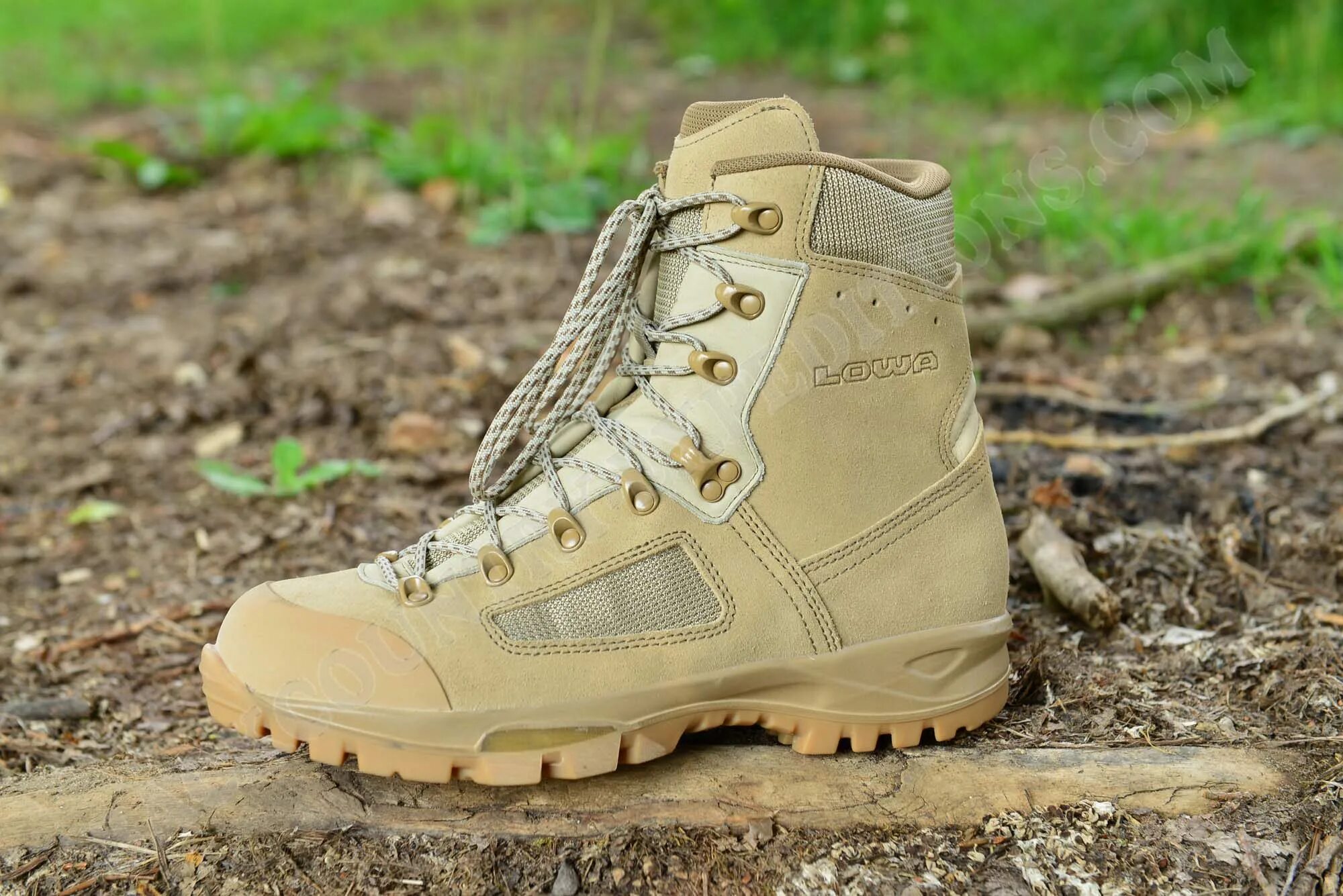 Ботинки Lowa Elite Desert. Ботинки тактические Desert Lowa. Ботинки Lowa Elite EVO GTX. Ботинки-берцы Lowa Elite Desert Khaki.