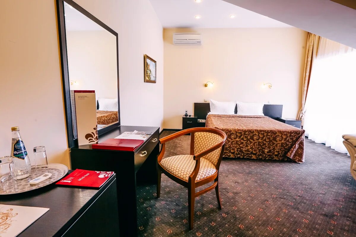 Александровский парк ульяновск отель империал. Империал делюкс ульяновск. Империал клаб делюкс 5*. Империал парк ульяновск. Империал клаб делюкс ульяновск.