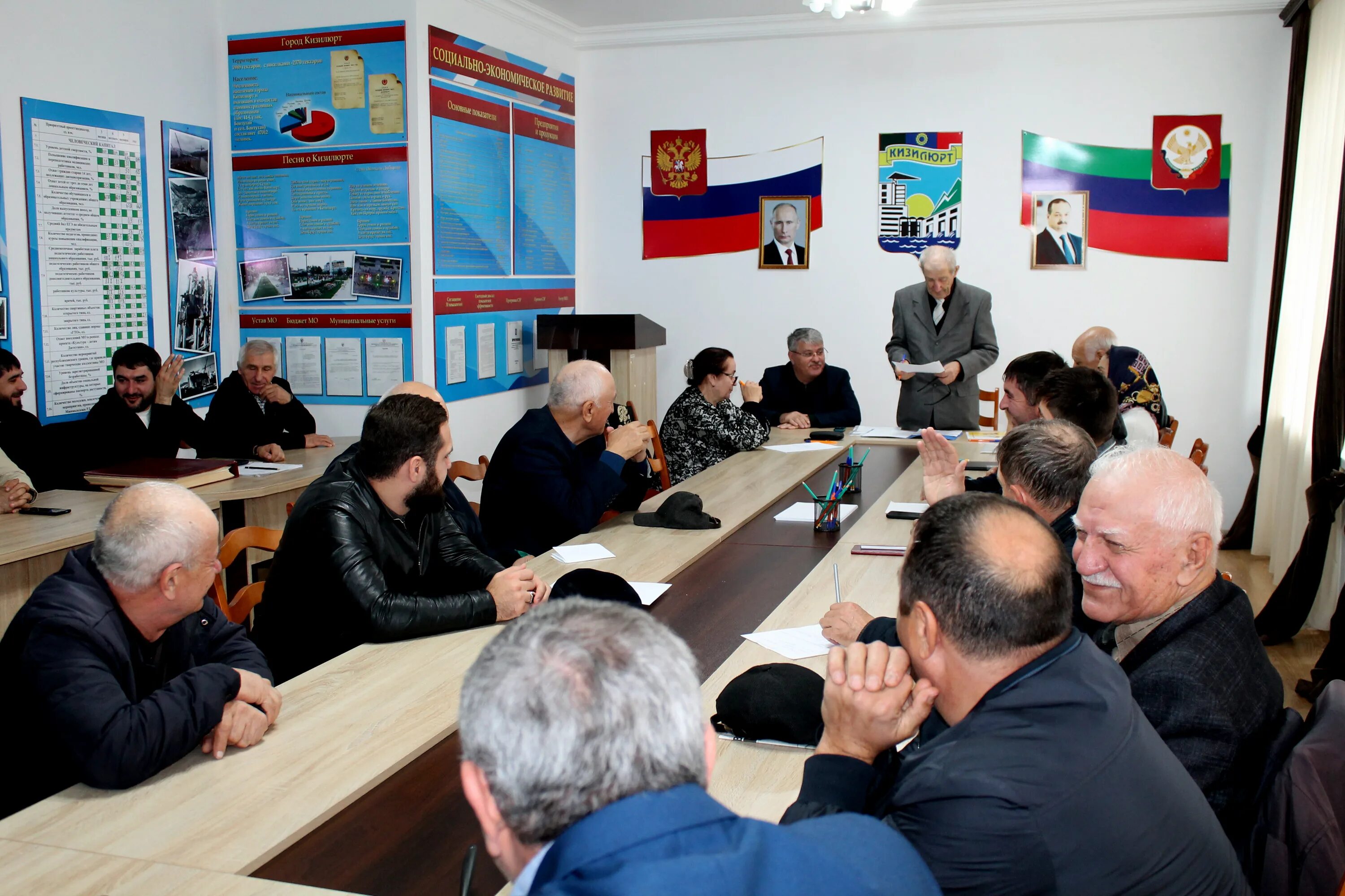 Хасавюрт кизилюрт. Магомед мухтаров греко-римская. Хасавюрт кизилюрт. Люди из дагестана. Электричка дербент махачкала дербент.