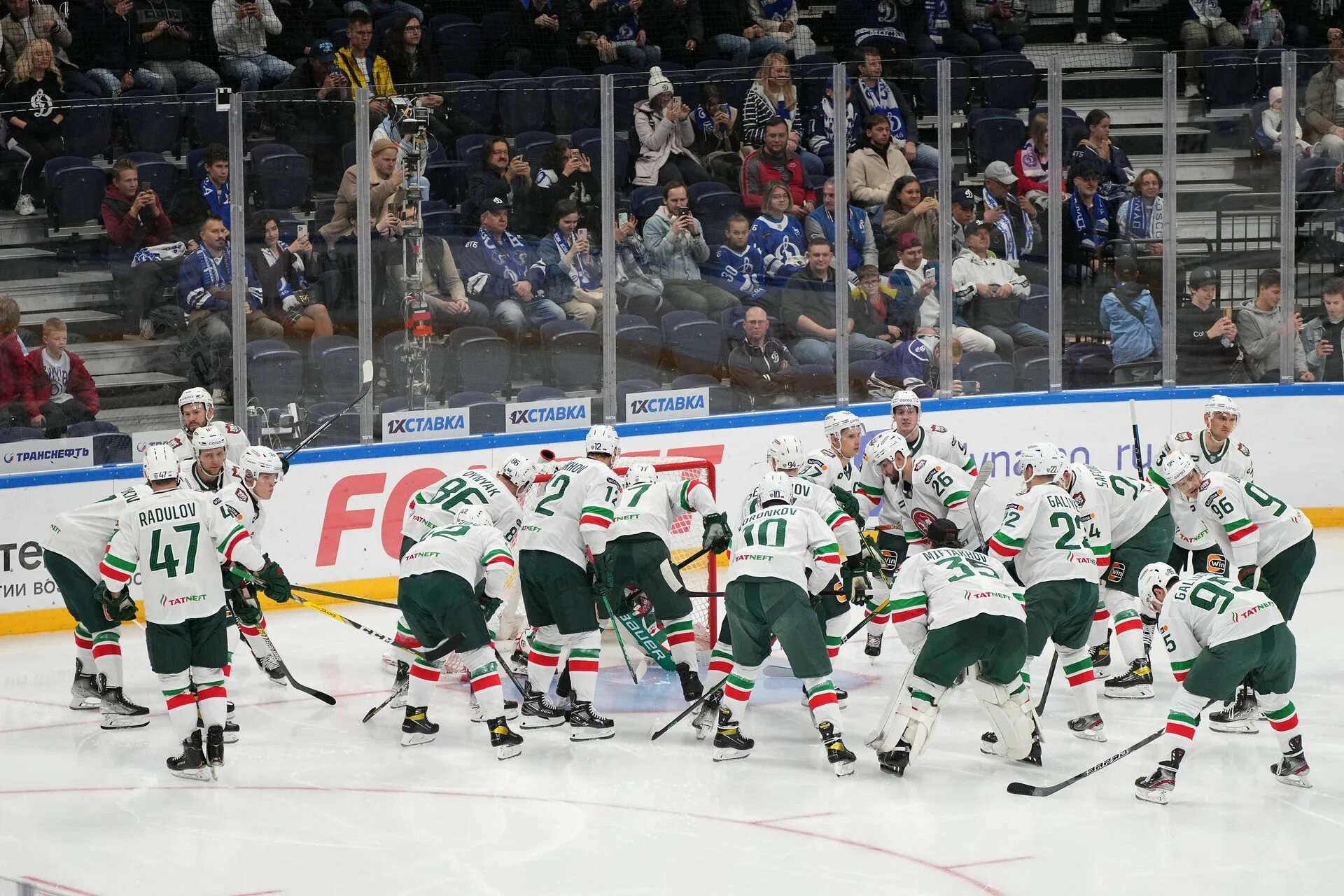Ак барс динамо матч сегодня. Хоккейная арена ак барс. динамо ак барс. хк динамо ак барс.