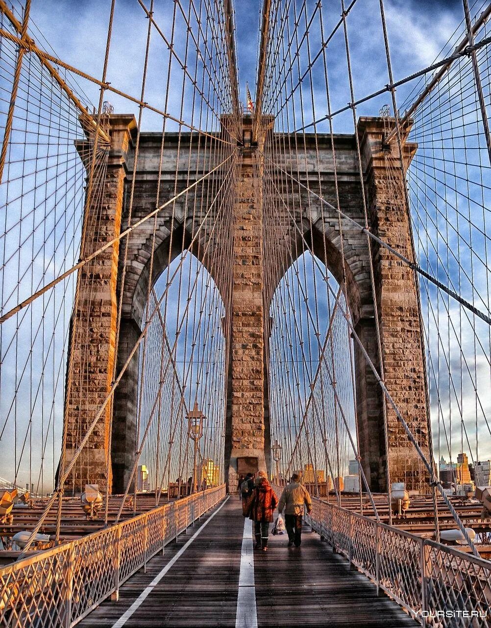 Бруклин мост. Бруклинский мост, Нью-Йорк, США. Бруклинский мост Бруклин. New York Бруклинский мост. Достопримечательности Нью Йорка Бруклинский мост.