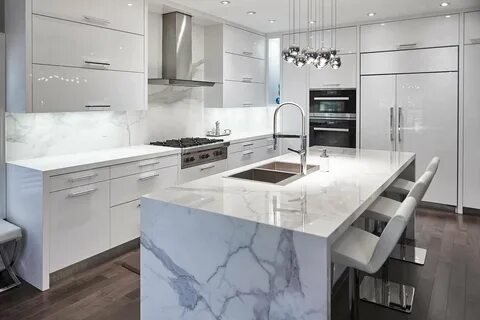 Серебристая кухня