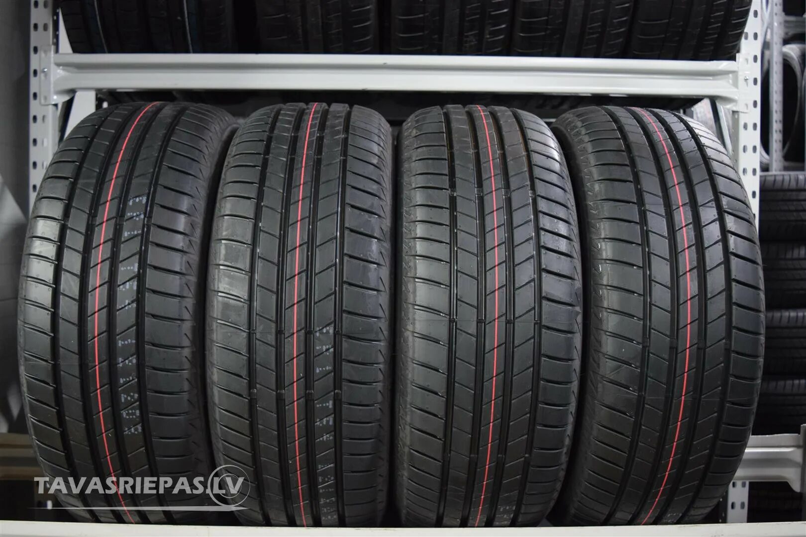 Bridgestone turanza t005 215 60 r16. Бриджстоун т005. Bridgestone Turanza 205/55 r16. Bridgestone Turanza t005 91v. Bridgestone Turanza t005 205/55 r16.