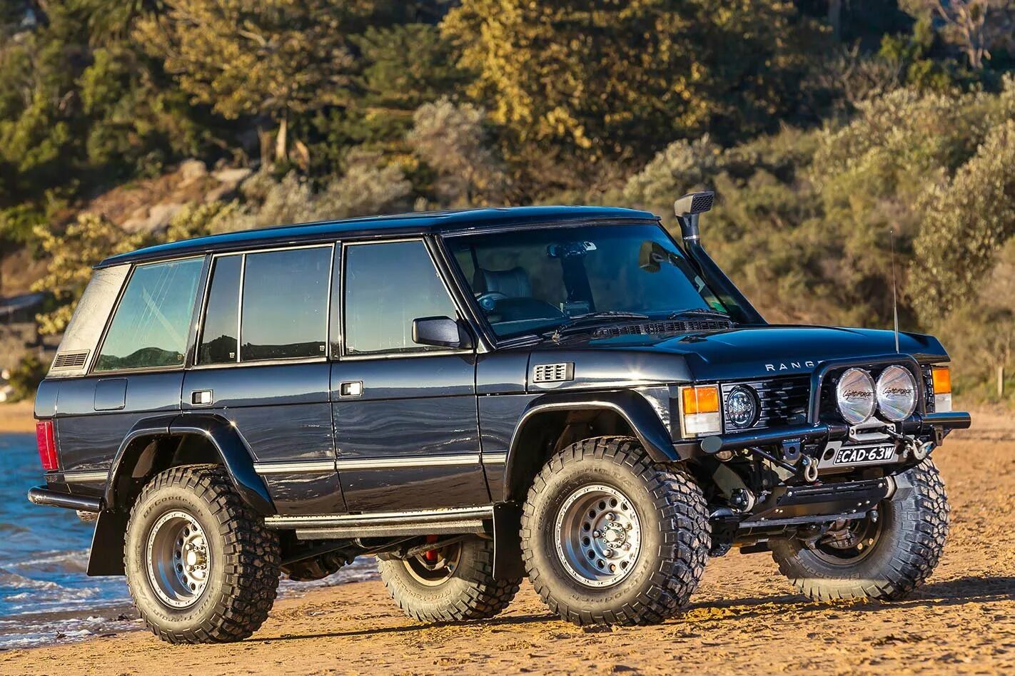 Classic range. Range rover 1 classic. Classic range. Ленд ровер рендж ровер 1990. Range rover 1 classic.