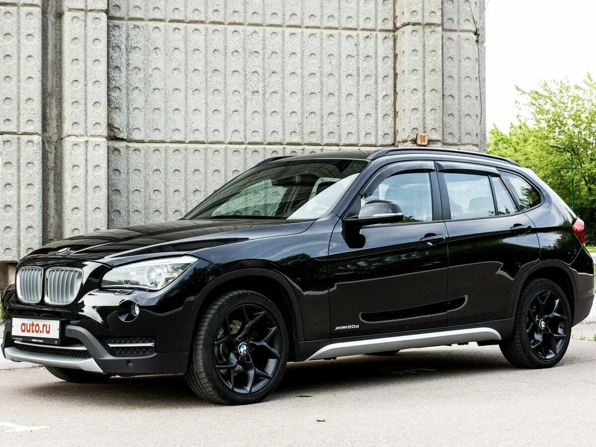 Bmw x1 e84. Bmw x1 20i xdrive ii (f48). Bmw x1 черный. Бмв х1 черный. Черный бмв x1 2021.