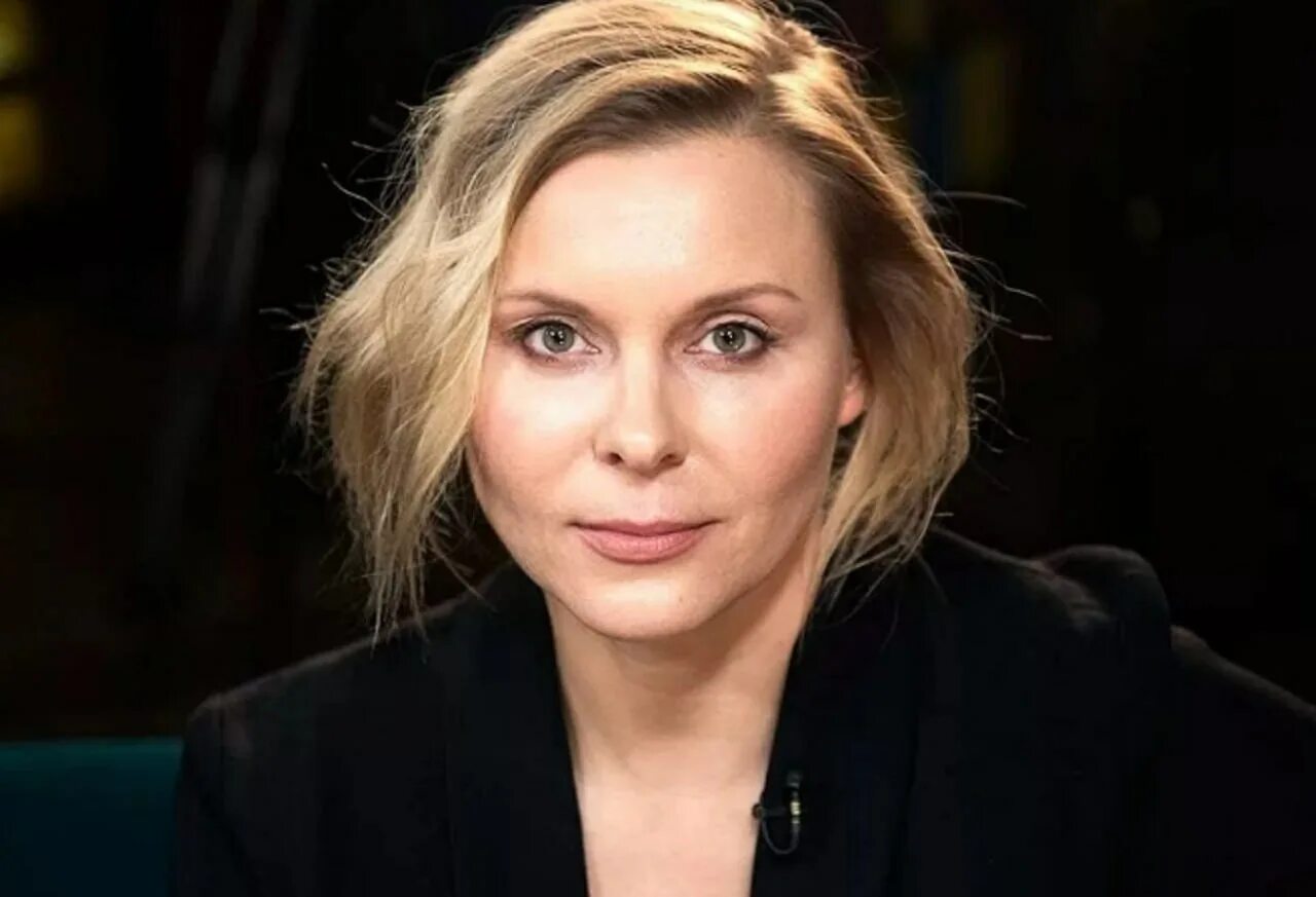 Карина андоленко. Актрисы иноагенты. Агент ева фильм 2020. Кристен белл. Катерина гордеева журналист.