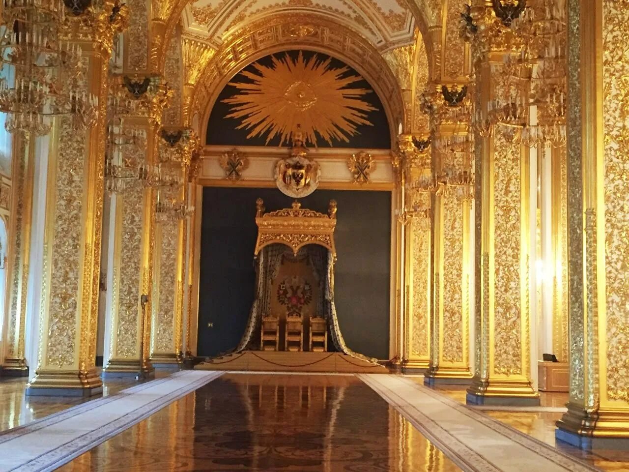 Большой тронный зал