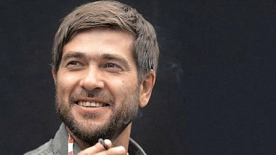 Лучше жить, чем писать о жизни" Статьи Известия