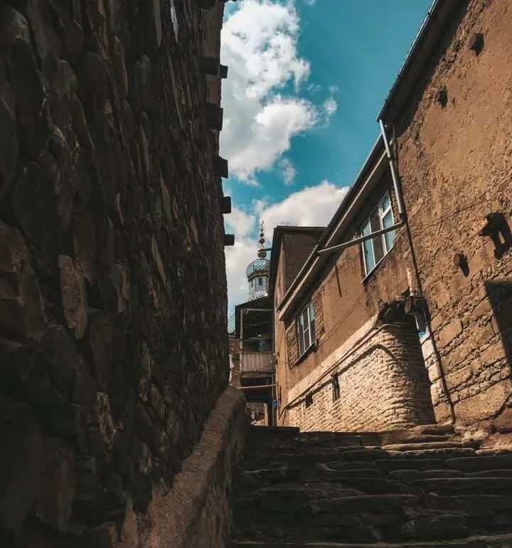 Подслушано дагестан. Ахтынская крепость дагестан. ахтынский район село ахты. село ахты дагестан.