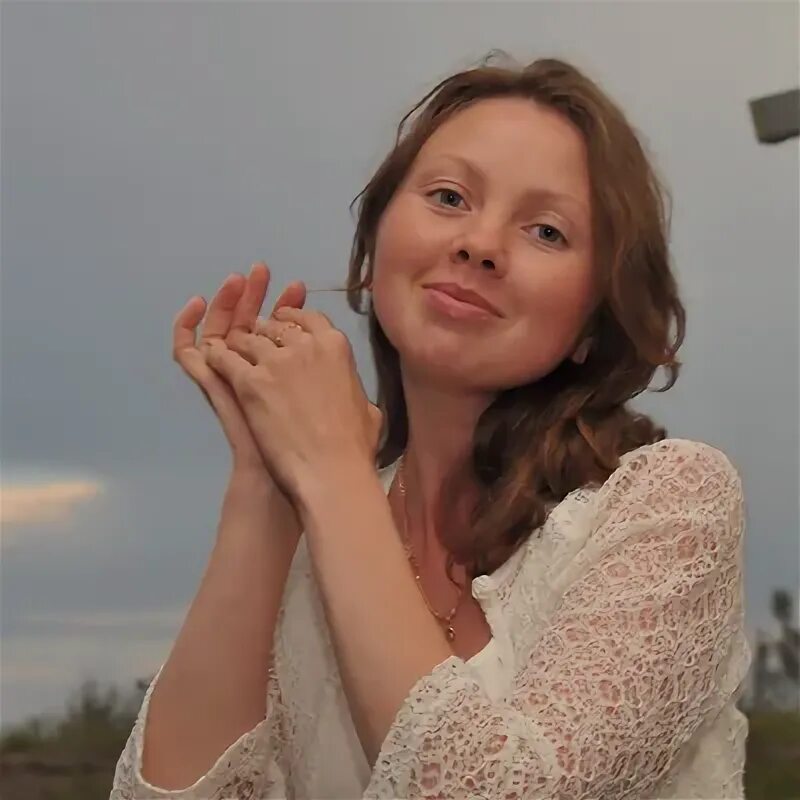 Полезное на десерт от кати счастливой. Катя счастливая первые. Катя счастливая песни. Паша и катя. Katenalevina счастливый кать.