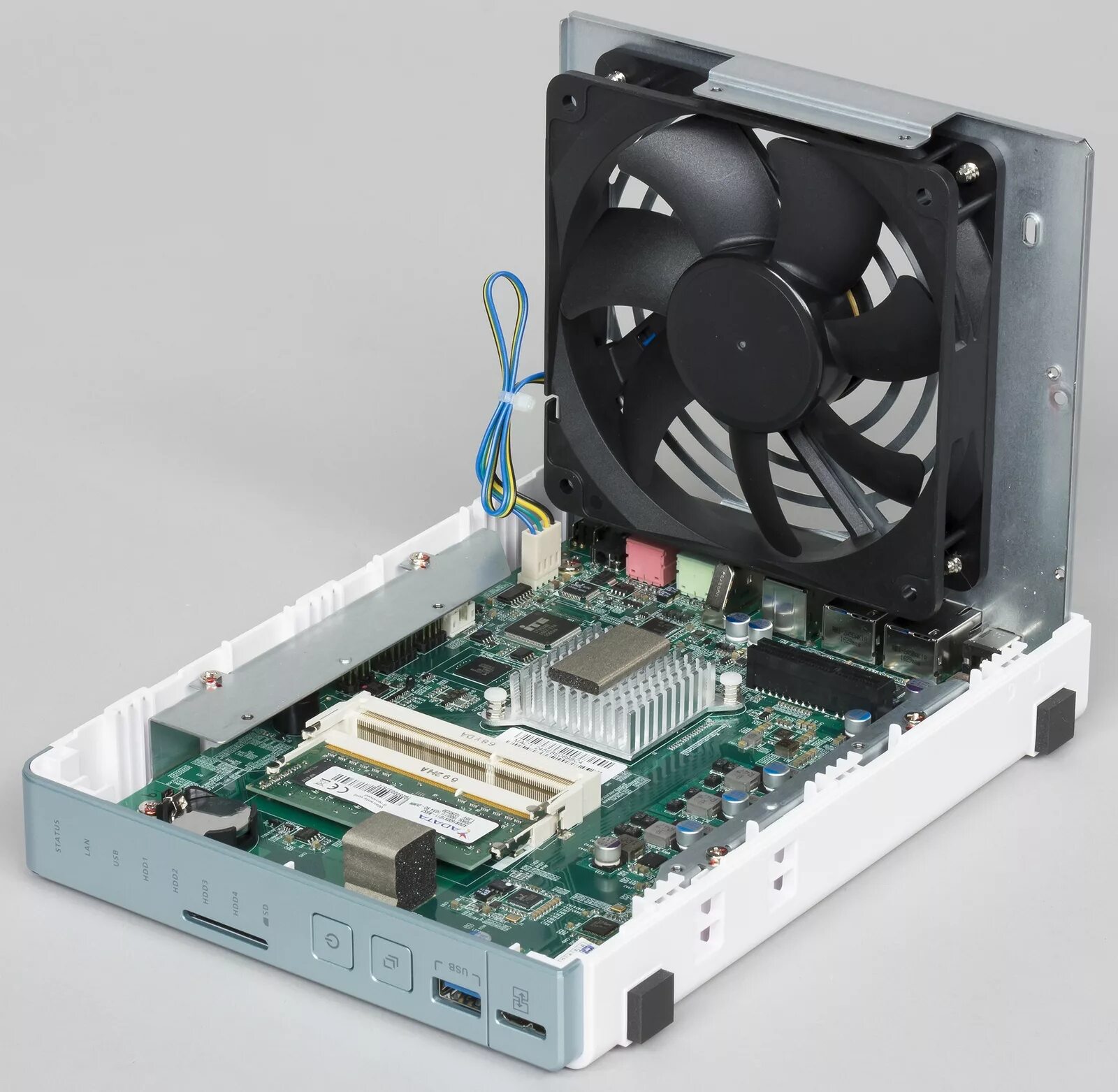 Nas qnap d2. Nas qnap d2 pro. Nas qnap d2. Сетевое хранилище nas qnap original d2 2-bay. Nas qnap d2 pro.