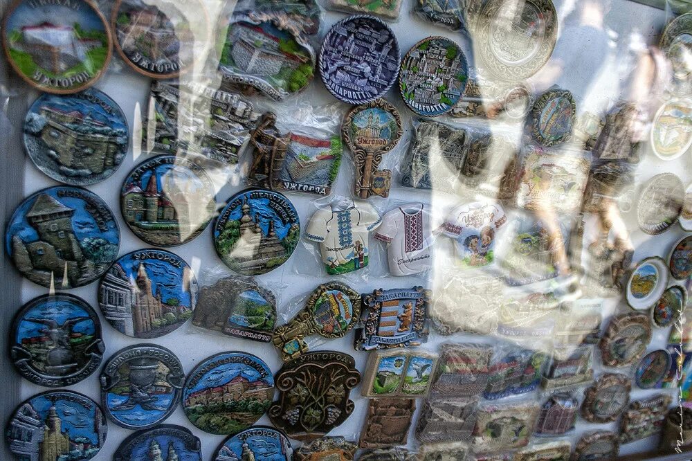 Сувениры из чечни. Сувениры из дагестана. Кавказские национальные украшения. Осетинские сувениры. Сувениры с северного кавказа.