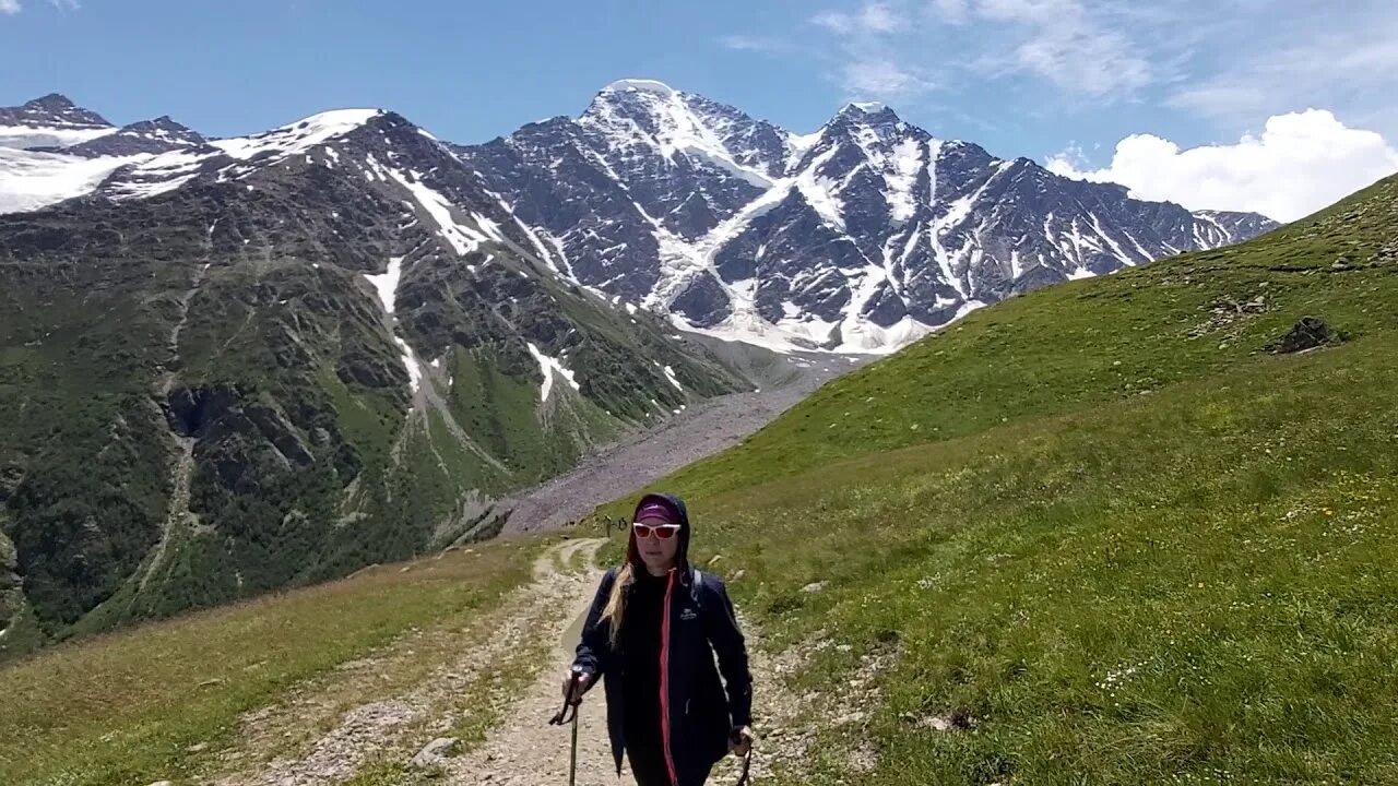 Веб чегет. Чегет вершина. пик чегет летом. чегет тайна россии.