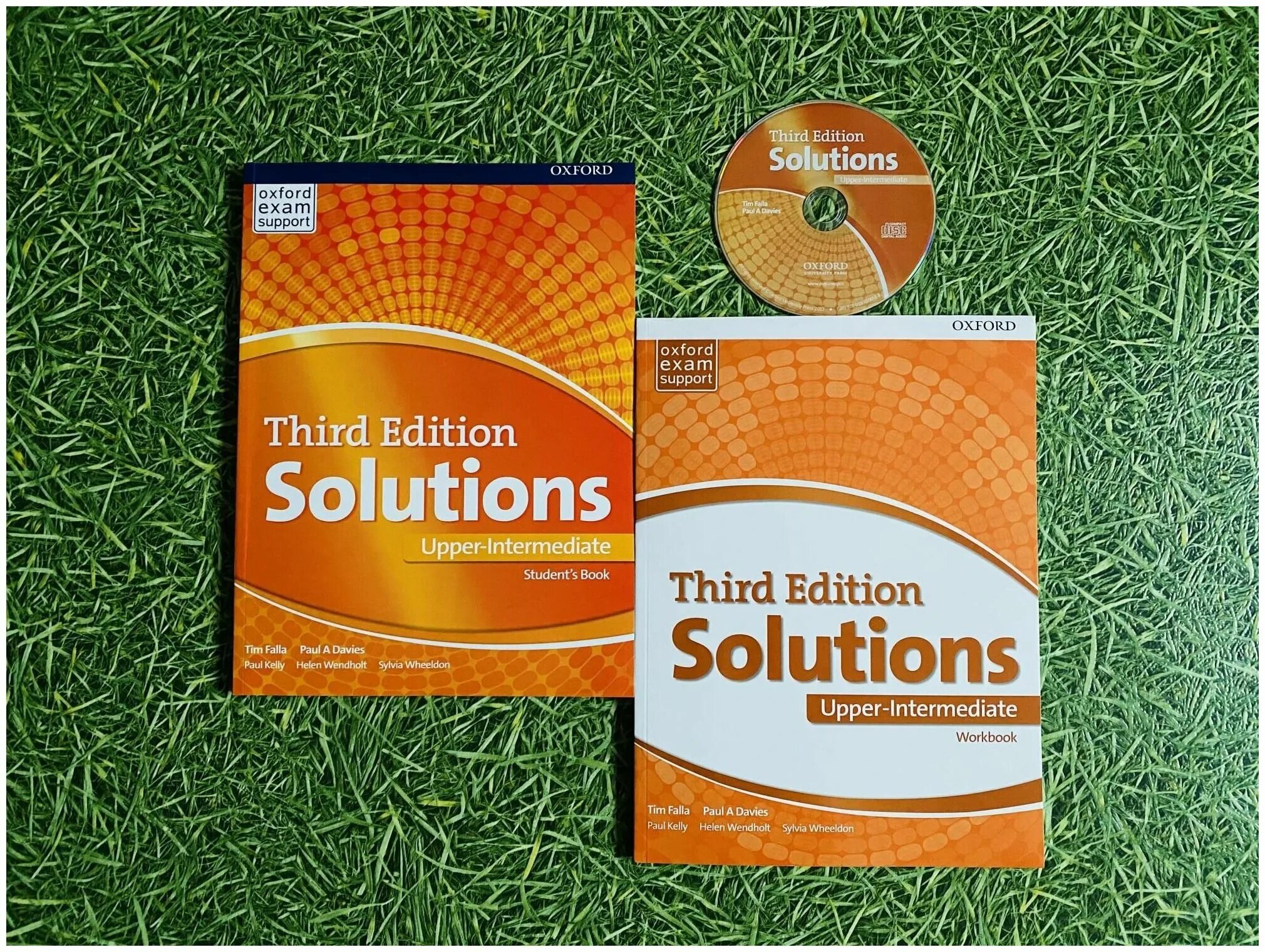 Solutions upper intermediate student. Solutions учебник. Solutions Upper Intermediate 3rd Edition. Third Edition solutions. Учебник third Edition solutions.