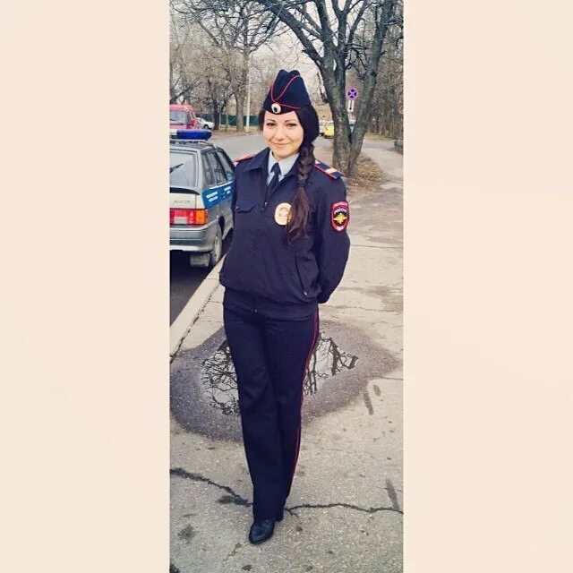 Девушка полицейский. Девушка полицейский. Ханна ово ханна. Женская полицейская форма. Студентка полицейская.
