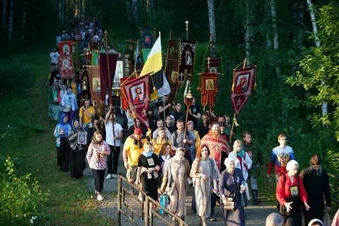 Крестный ход в екатеринбурге царские дни