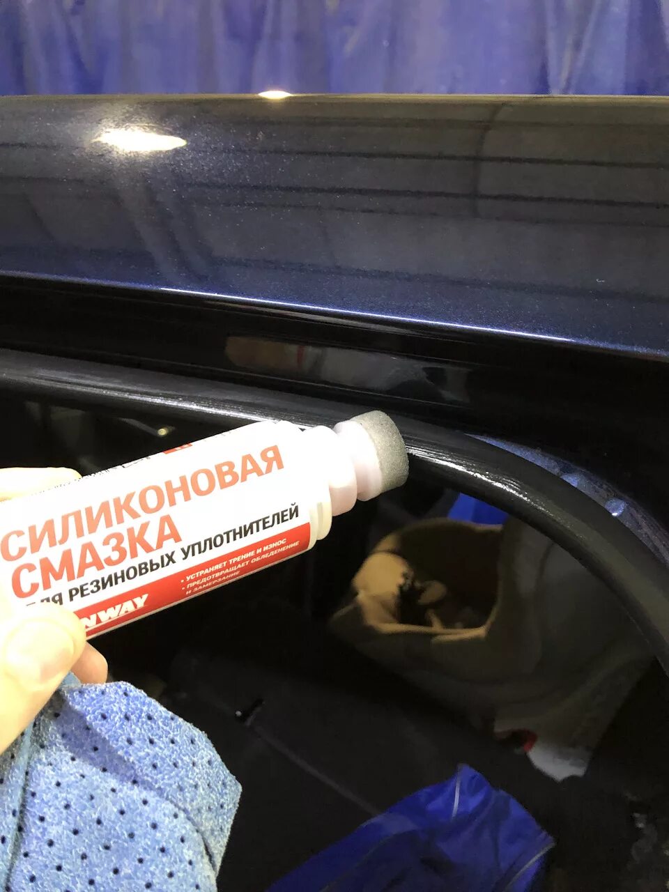 Смазка диэлектрическая для катушек зажигания. Смазка для тормозного поршня суппорта. Смазка силиконовая 100 %. Силикон для автомобильных уплотнителей дверей. Смазка силиконовая runway для резиновых уплотнителей 100мл.
