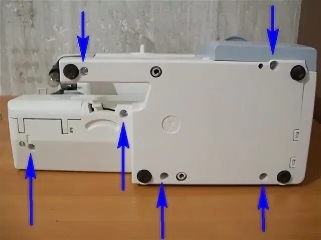 Швейная машинка brother в разборе. Швейная машинка Janome разбор корпуса. Болты для корпуса швейной машины. Корпус у швейной. Разобрать brother