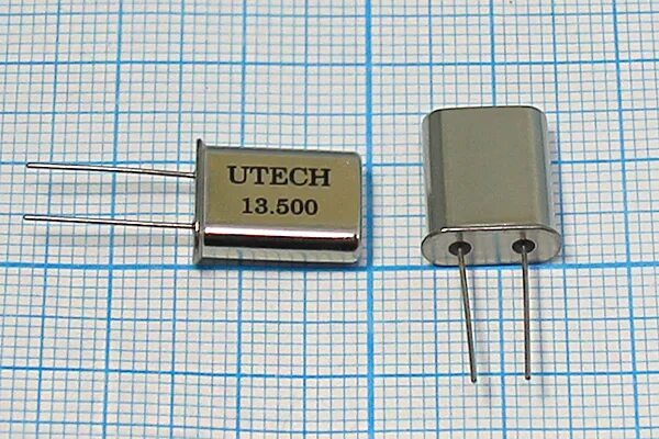 Utech hitre 500. 13500 Кварцевый резонатор. Керамический резонатор 13500. Кварцевый резонатор корпус б1. Диэлектрический резонатор СВЧ.