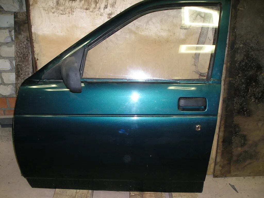 двери от ваз 2110. задний двер. дверь задняя правая kia rio. опель рекорд задняя левая дверь. задние колонки шкода рапид.