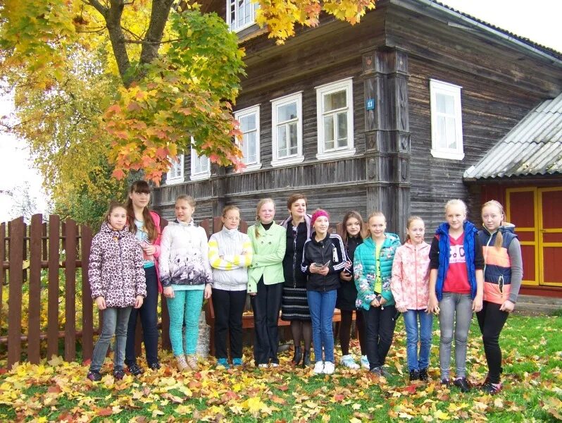 Харовск Харовский район Вологодская область. Леуниха Харовский район. Сорожино Харовский район библиотека. Харовск школа.