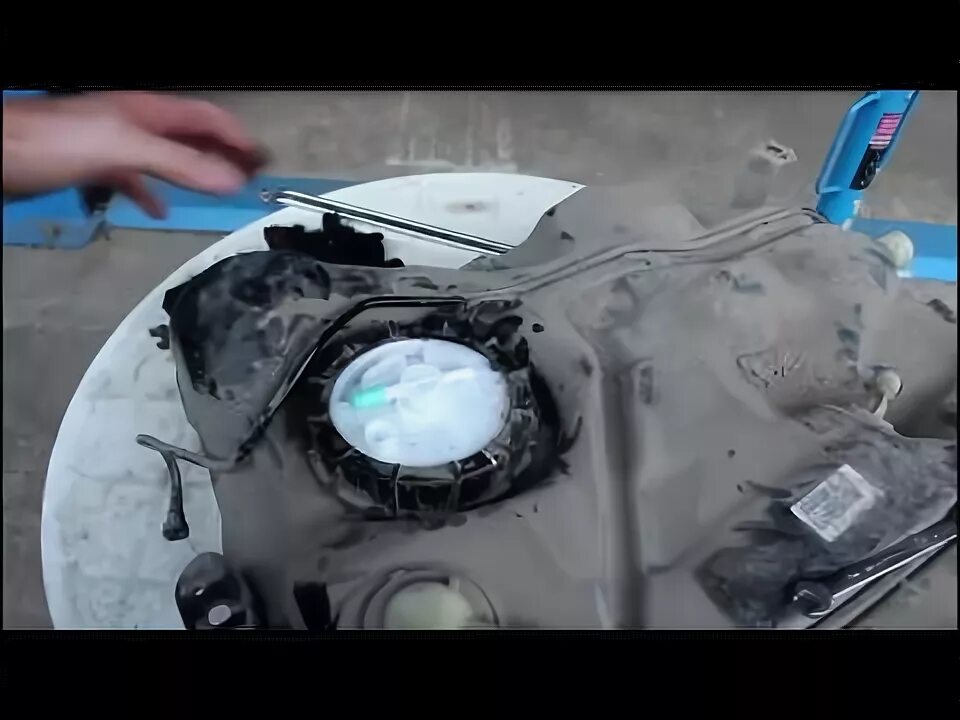 Как снять бак на форд фокус 2 ⚡ 103. Замок лючка бензобака Ford Focus II Hatchback, 2,5 л, 2009 года тюнинг