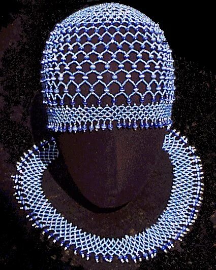 Шапка с бисером. Шапки с бисером светланы. Шапочка из бисера схема. Как сделать шапку из бисера. Шапки из стекляруса.