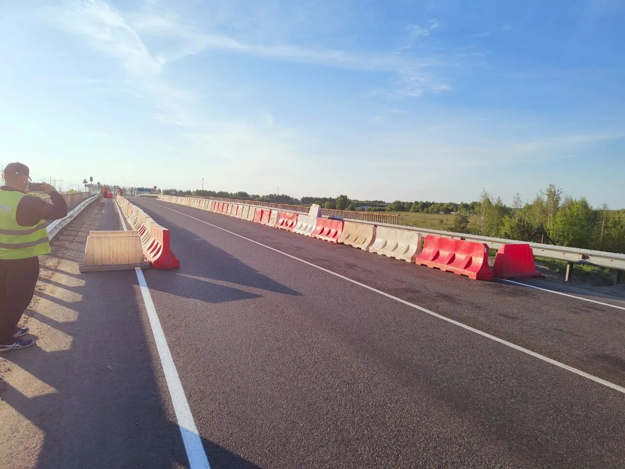 Перекрыли дорогу общего пользования