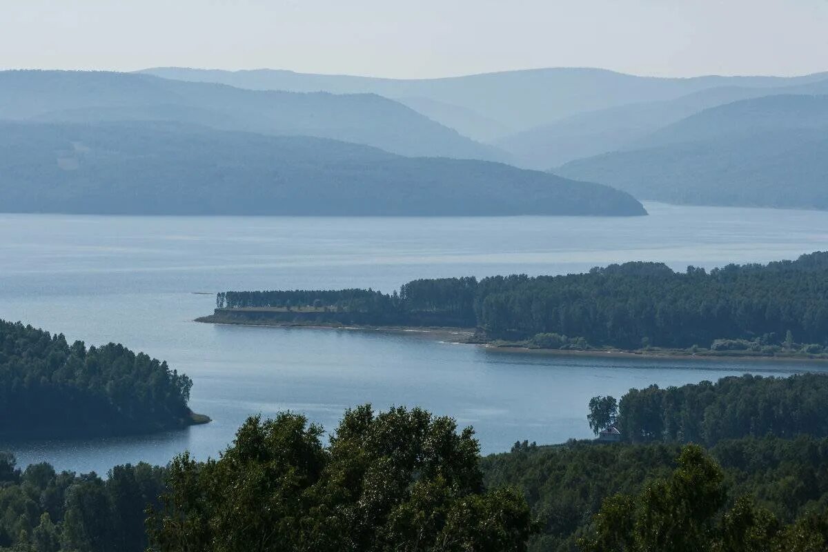 Дивногорск красноярское море. Водохранилище красноярского края. Красноярское водохранилище. Красноярское море водохранилище. Водохранилище красноярского края.