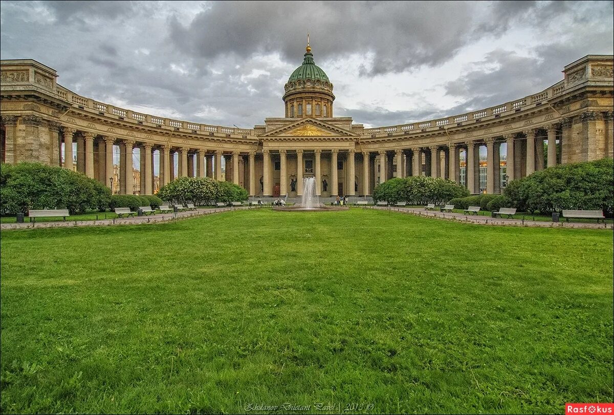 Храм казанский собор в санкт-петербурге. Казанский собор в санкт-петербурге. Воронихин казанский собор в петербурге сверху. Изображение казанского собора. Собор казанской божьей матери в санкт-петербурге.