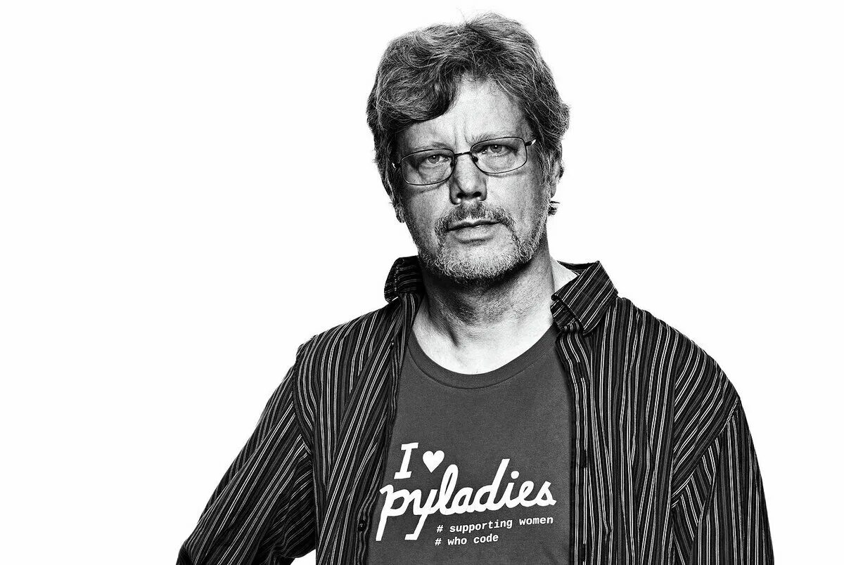 Создатель языка программирования python. Ван россум. гвидо ван руссо. гвидо ван россум python. гвидо ван россум нидерландский программист.