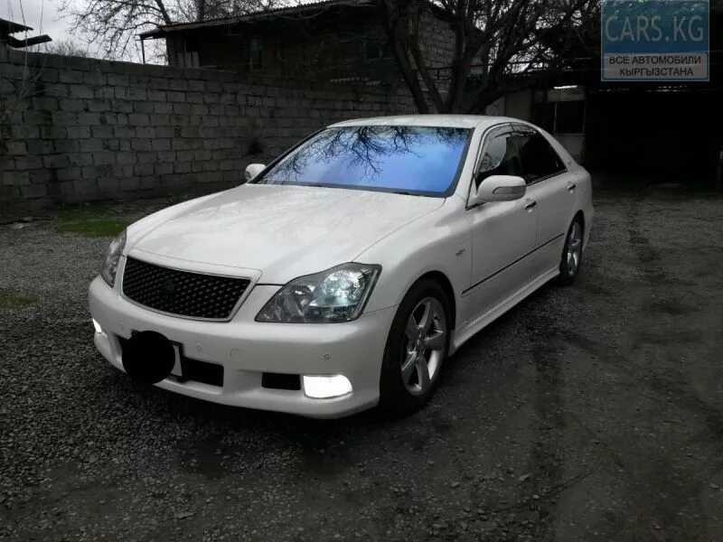 Toyota crown 2005 white. Toyota crown 2005. Кроун 2005. Тойота crown 2005. Тойота краун 2005.