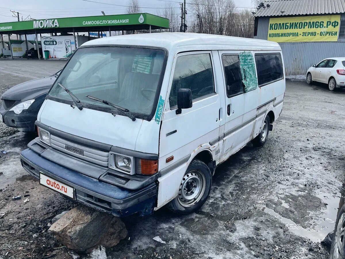 Микроавтобус мазда бонго год. Мазда бонго 1998. mazda bongo 1998. мазда бонго 1998 года. мазда микроавтобус 1998.