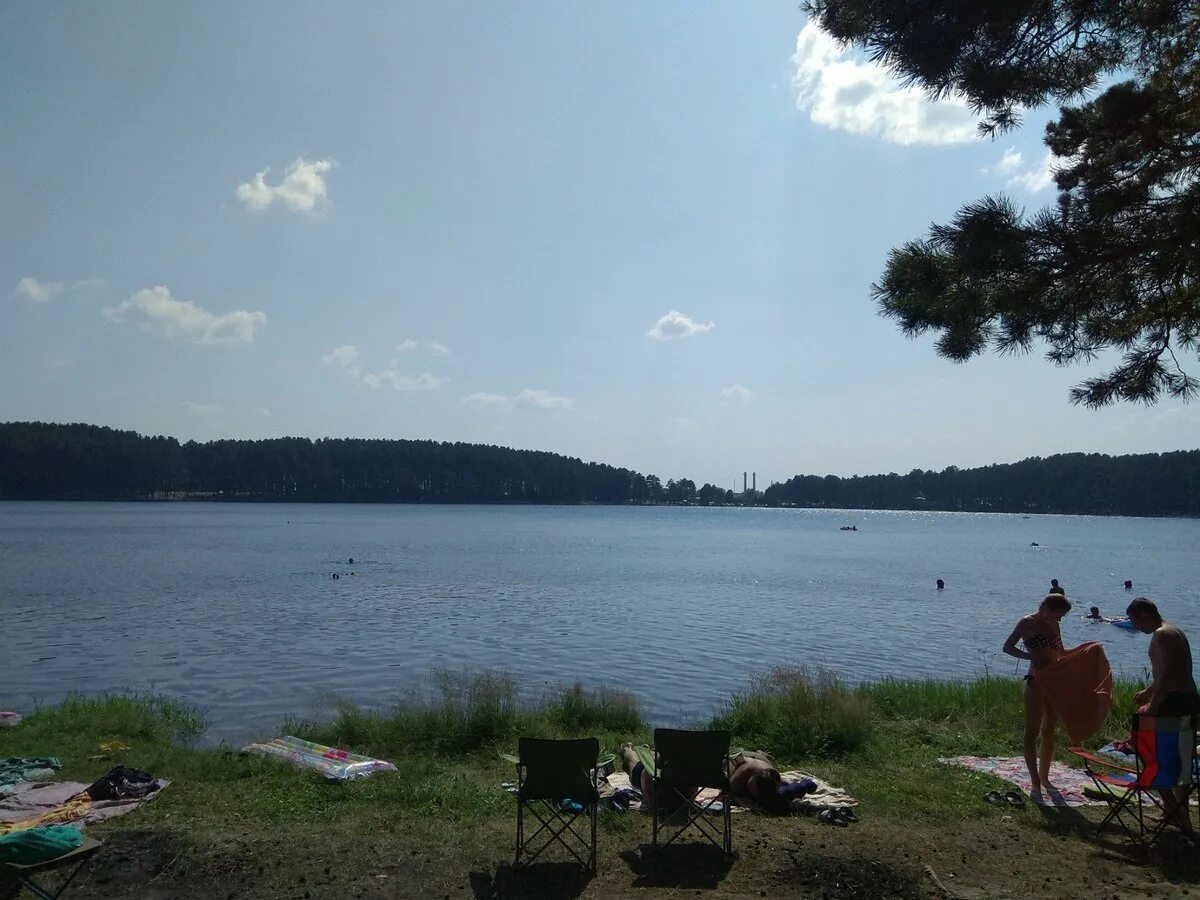 Лобня круглое. Круглое озеро лобня. Лобня круглое. Круглое озеро московская область лобня. Кафе круглое озеро лобня.