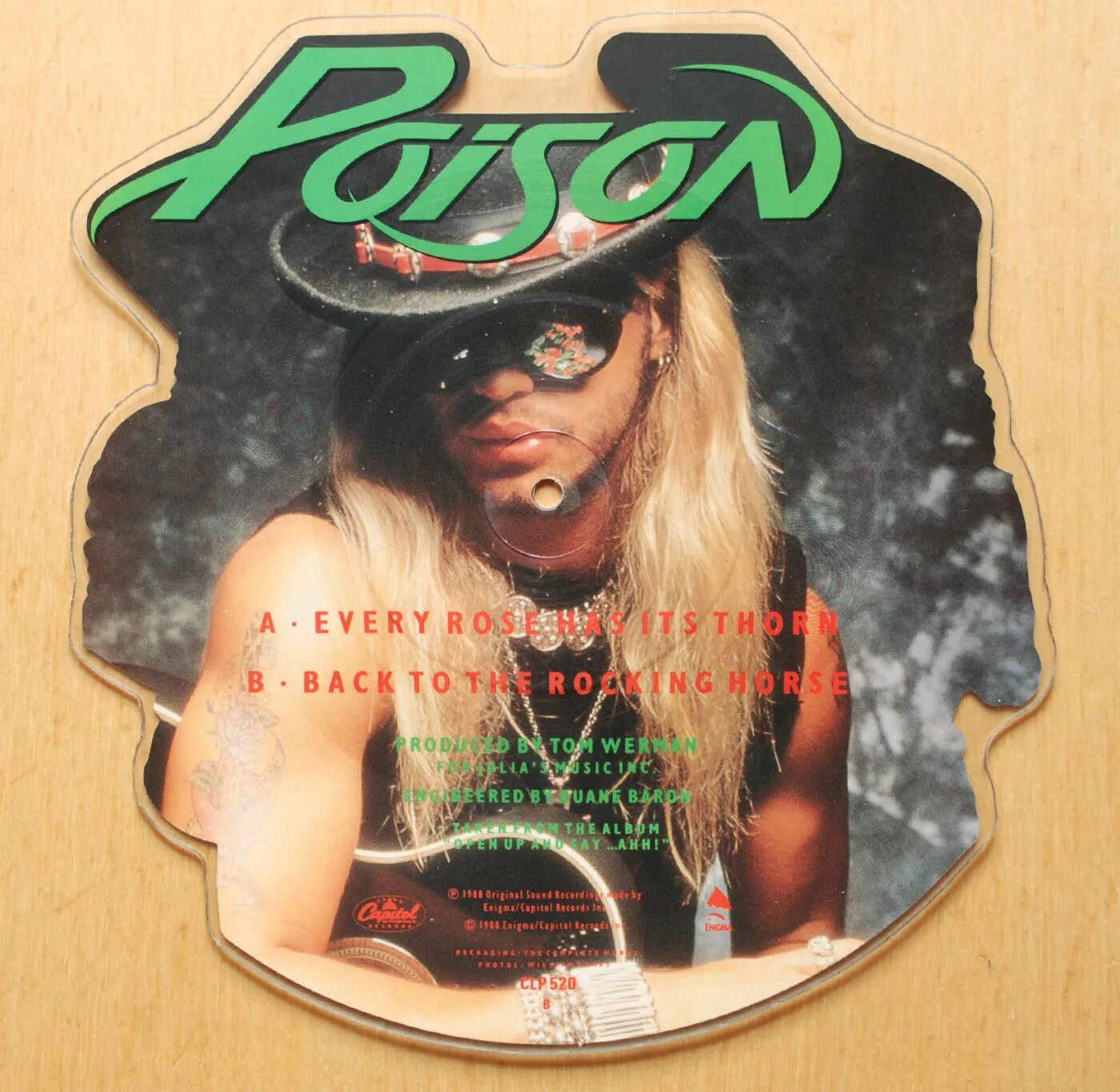 Poison rose. Poison rose. Has a rose. Poison rose. Poison rose.
