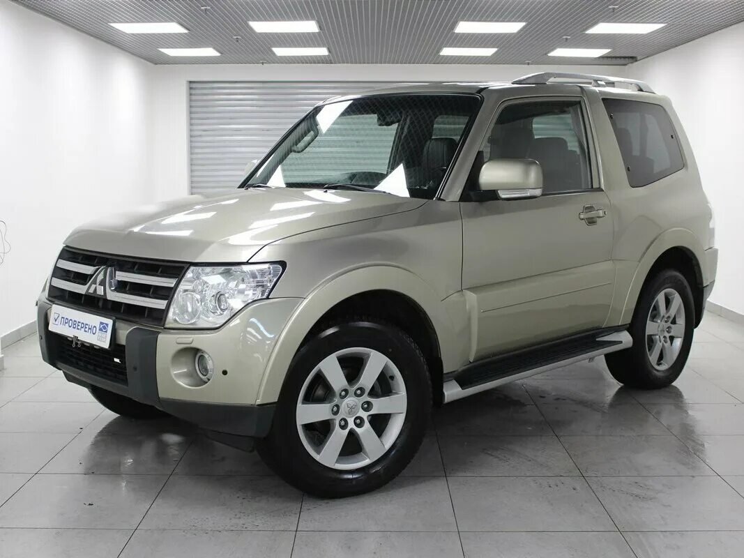 Mitsubishi pajero 2008 год. Mitsubishi Pajero IV 2008. Mitsubishi Pajero 3 3 дверный. Mitsubishi Pajero 2008. Pajero 4 2008.