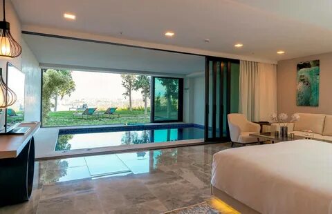 Lux resort