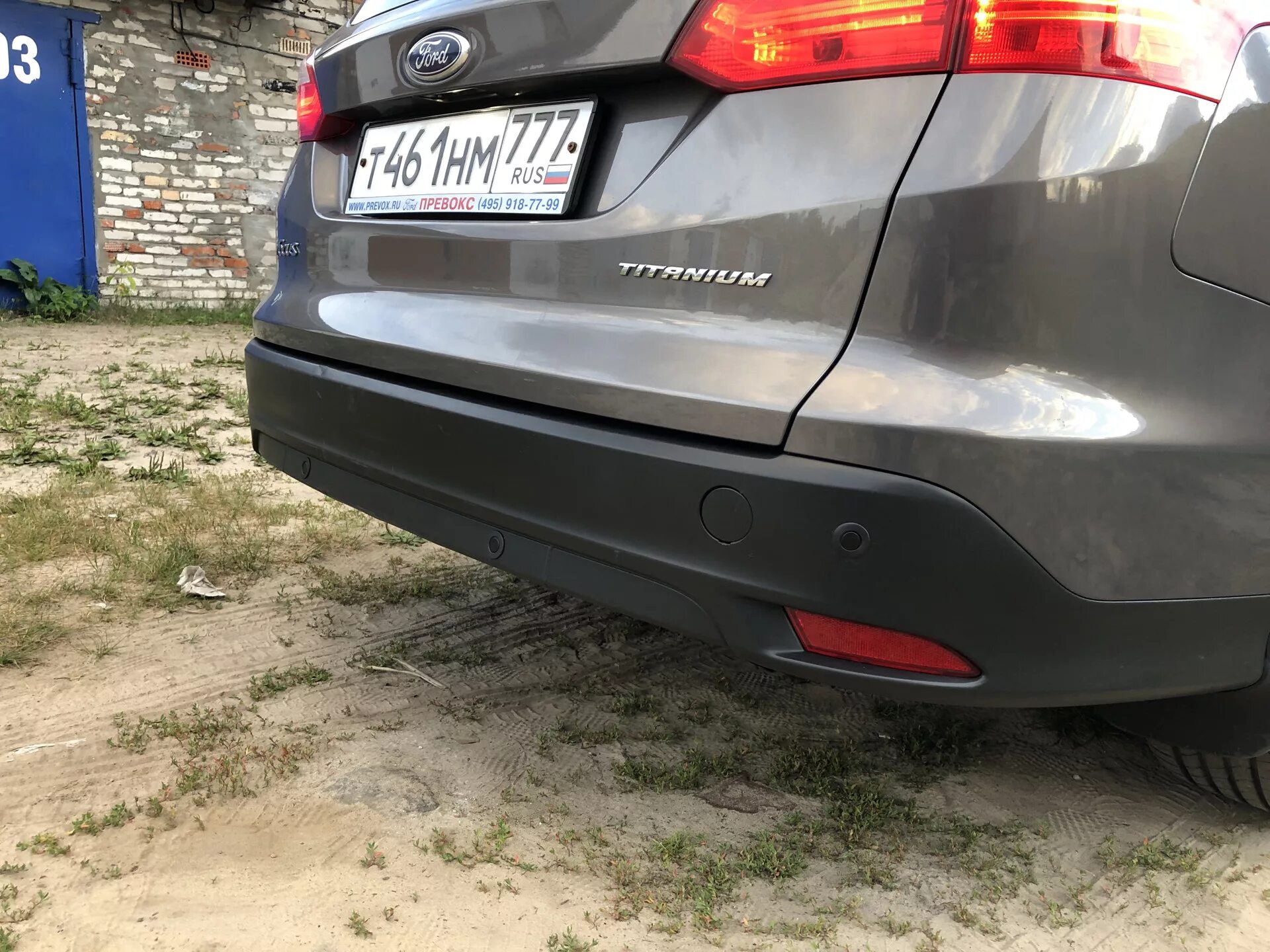 Фокус 2 задние парктроники. Накладка заднего парктроника форд фокус 2. Парктроник на форд фокус 2 седан. Парктроники ford. Парктроник фокус 2.