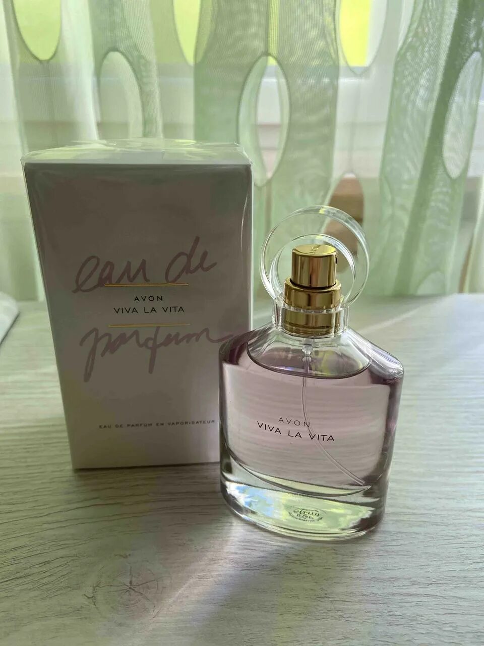 Eclat imperatrice духи женские. Валентино войс вива духи. Valentino духи женские voce viva. Духи вива ла вита эйвон 30мл. Парфюмерная вода viva la vita для нее, 30 мл.