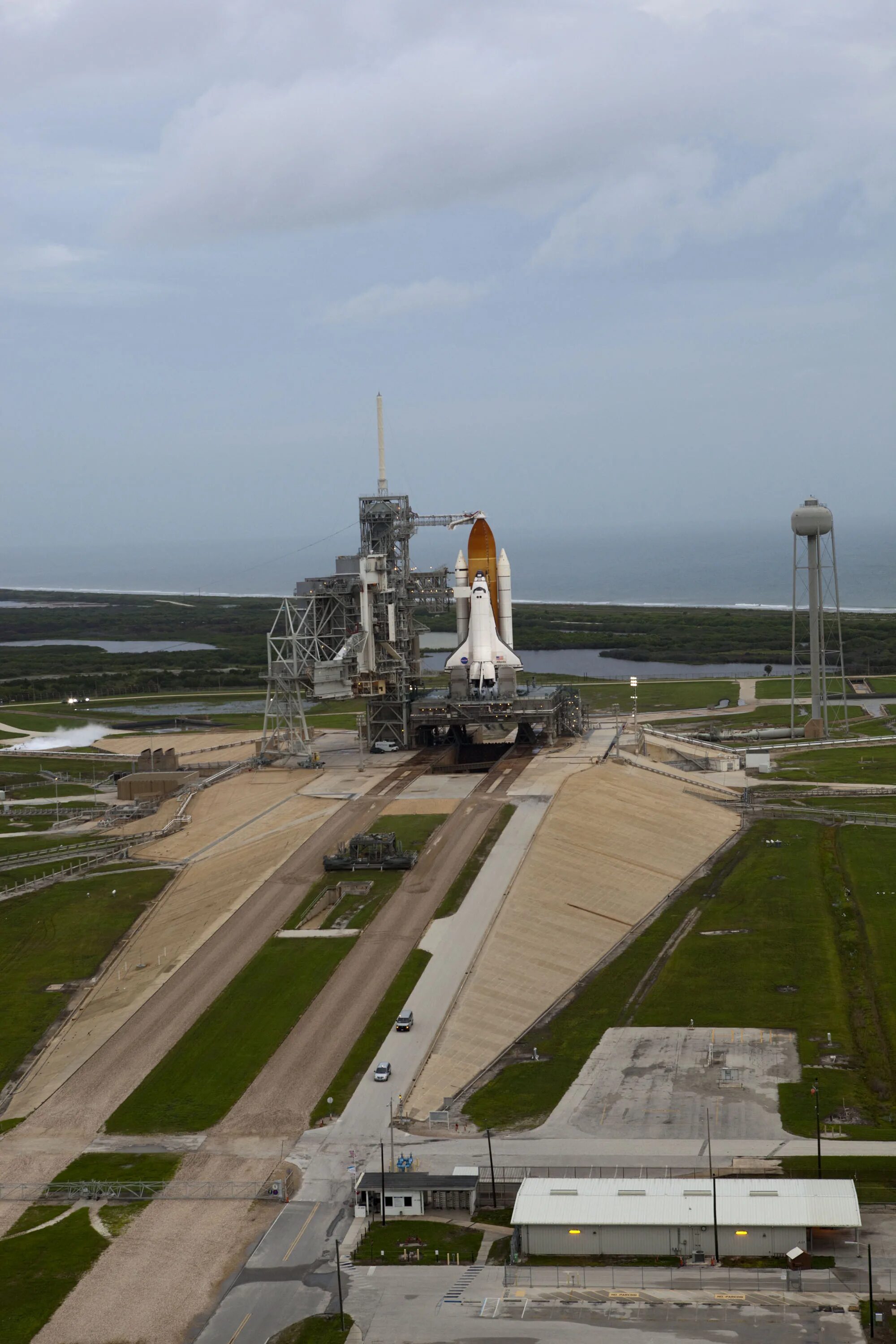 Комплекс поверхность. Landing ground. Palestine airways. Landing ground. Prepare for impact игрушка самолёт.