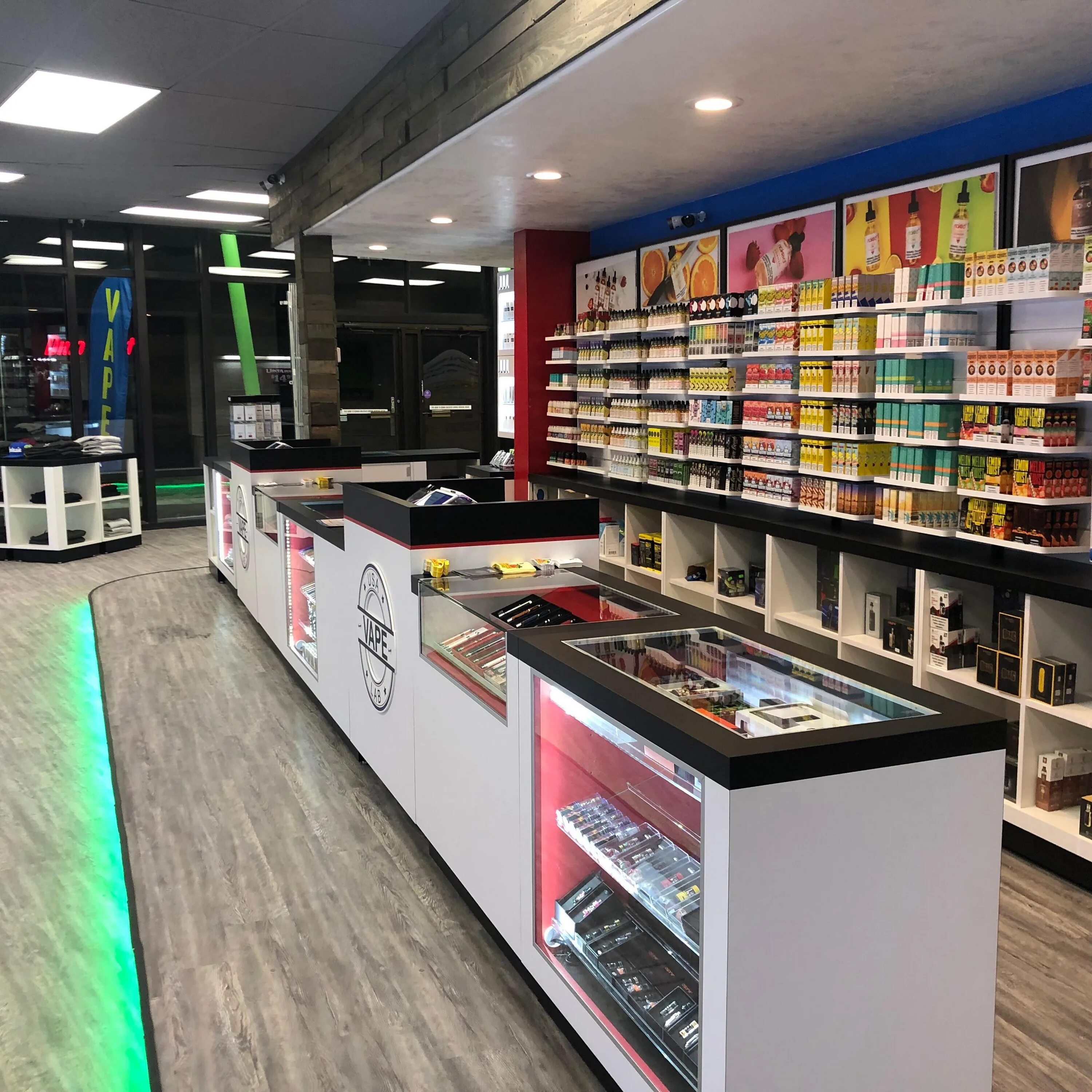 Магазин электронных сигарет. Магазин табаков электронные сигареты. Электронные сигареты павильон. Магазин электронных сигарет гоголя 16. Магазин электронных сигарет.