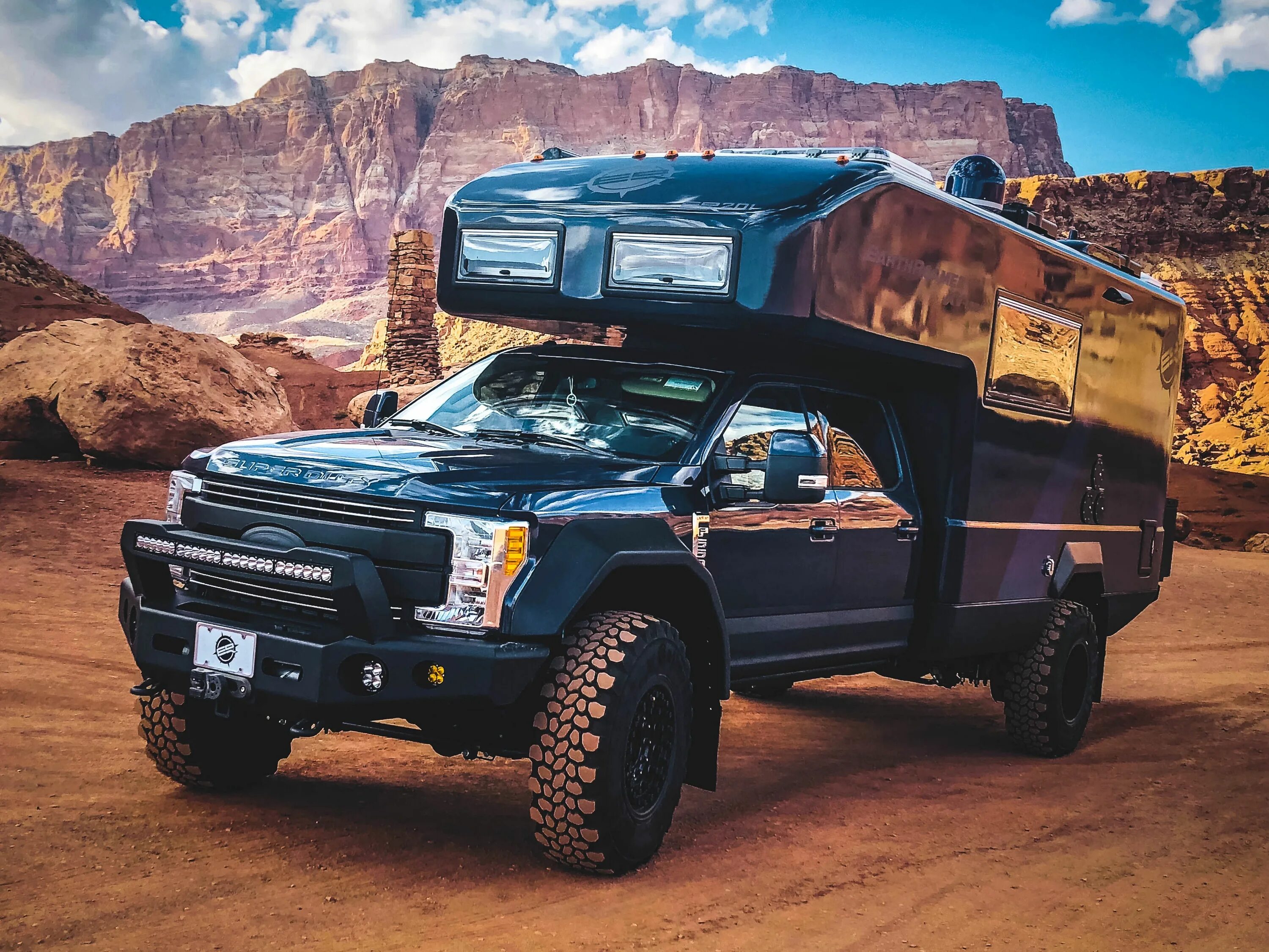 Ford f550 EARTHROAMER.. Автодом f150 Форд. Кемперы EARTHROAMER Xpedition. Форд ф 750 автодом. Grand auto adventure